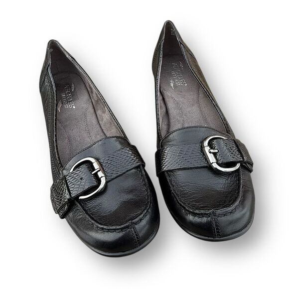 Aerosoles Heelrest Black Leather Moccasins Heeled Loafers Shoes Women's size 9.5 - Picture 4 of 15
